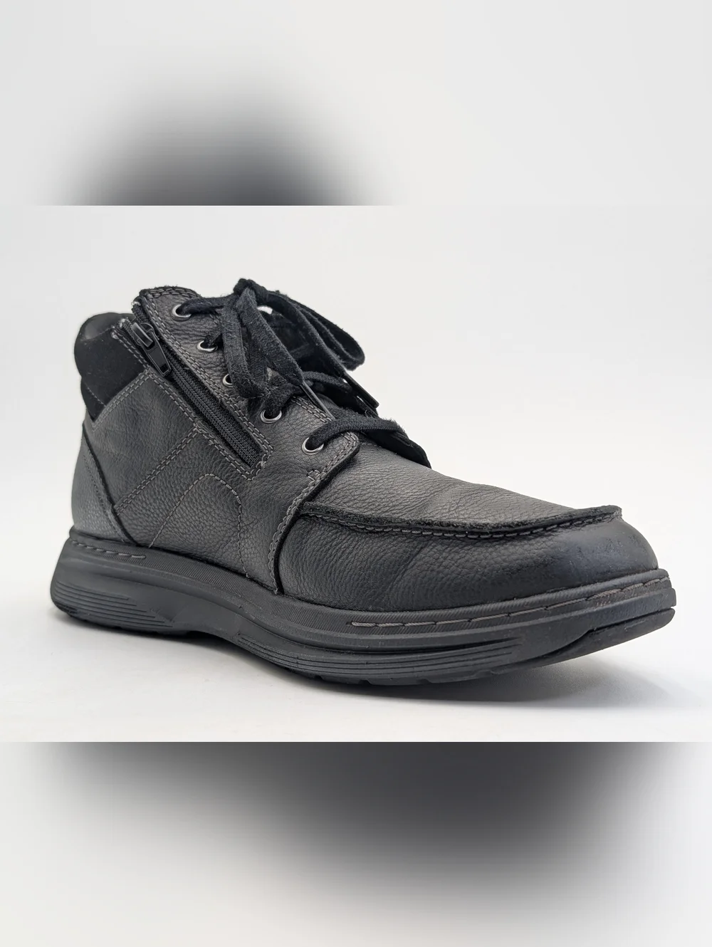Clarks Ultimate Comfort Boots Size 11.5 Men Black Leather With Easy Side Zipper